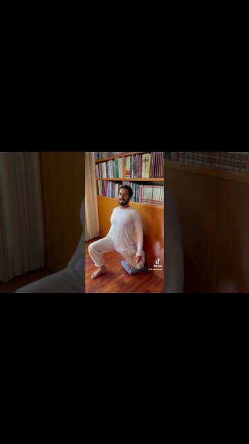 Deep leg stretch 2🧘‍♂️