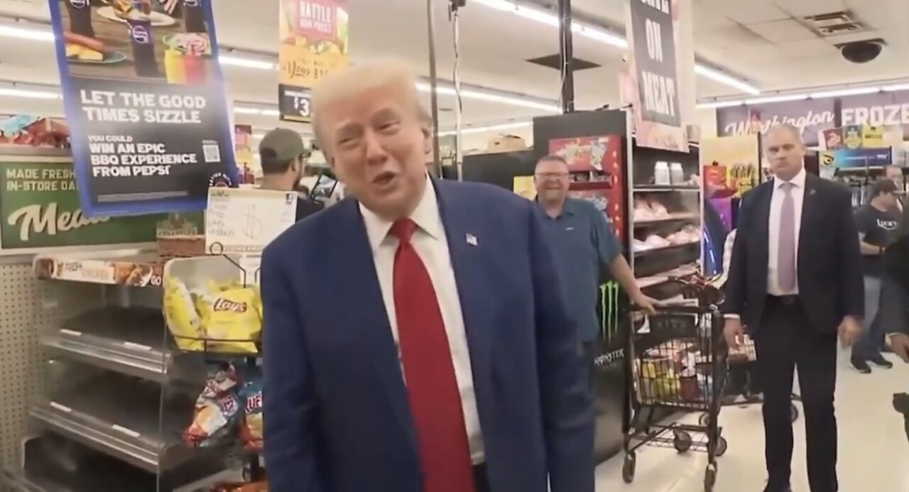 TRUMP❤️🇺🇸🥇🪽VISIT PENNSYLVANIA🤍🇺🇸🏅🪽🛒🛍️📸LOCAL GROCERY STORE💙🇺🇸🏅🪽🏪⭐️