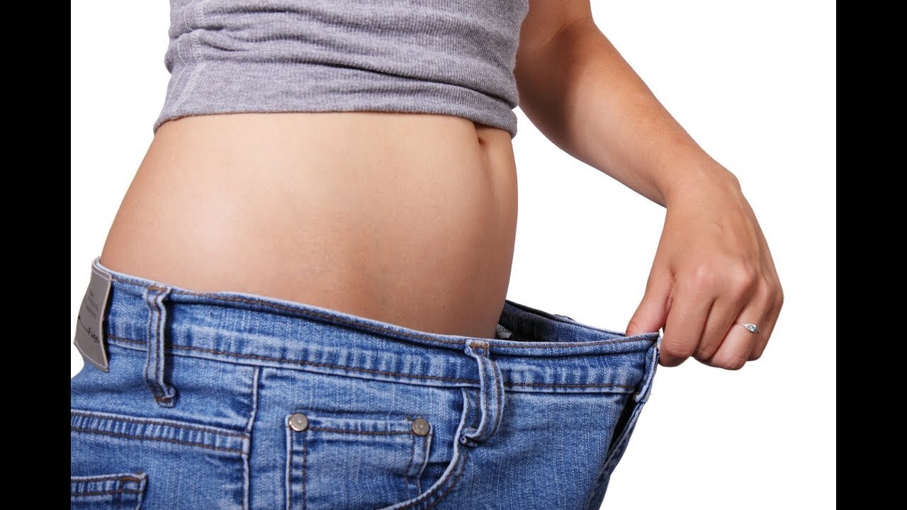 8 TRUCOS PARA PERDER LA BARRIGA Y AFINAR LA CINTURA