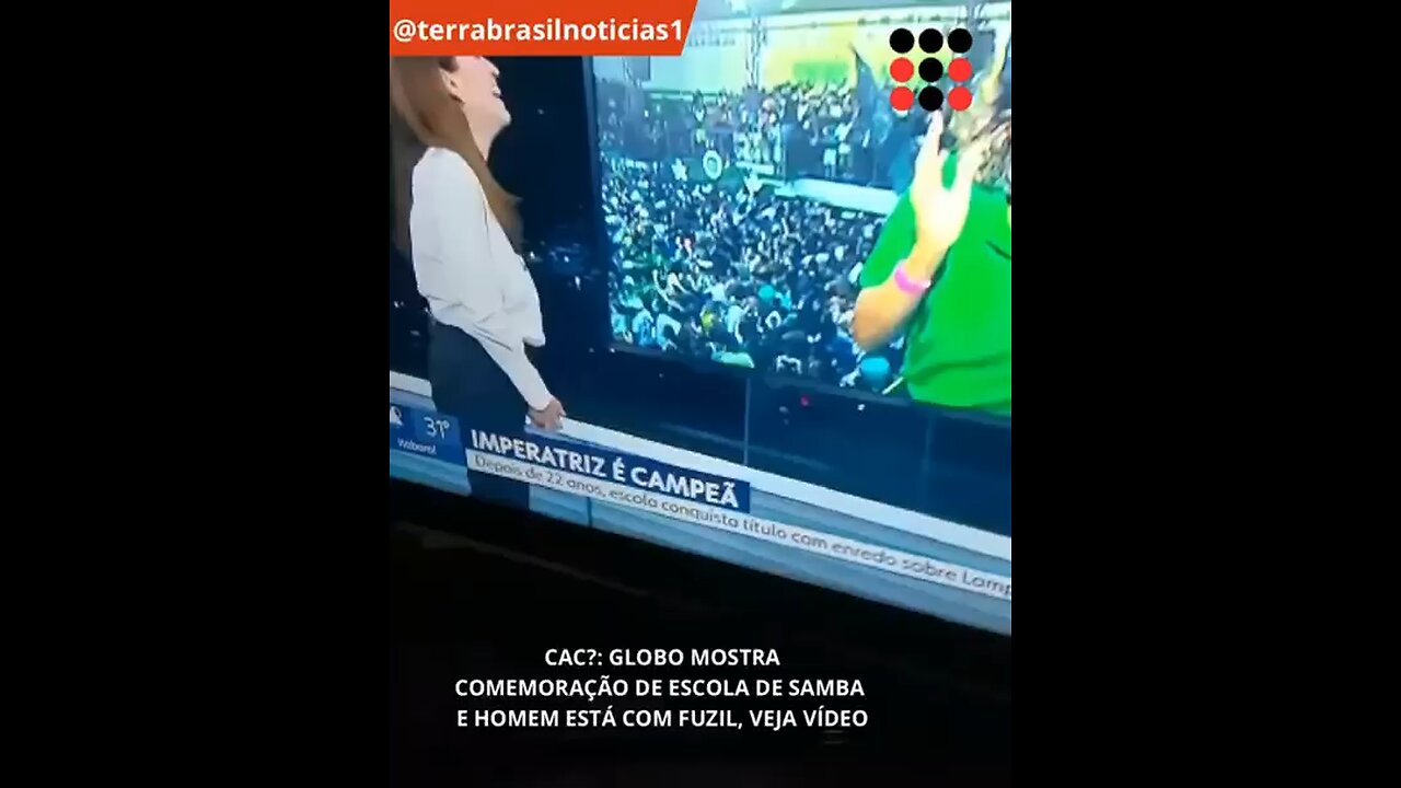 Globo mostra comemoração de escola de samba e homem está com fuzil; VEJA VÍDEO