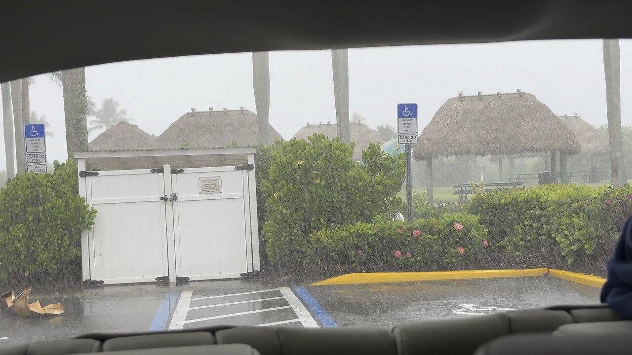 mywalksinparadise Rain Delay #Thunderstorm #Rain #FYP #ASMR #MarcoIsland #4K #DolbyVision #SmartHDR4