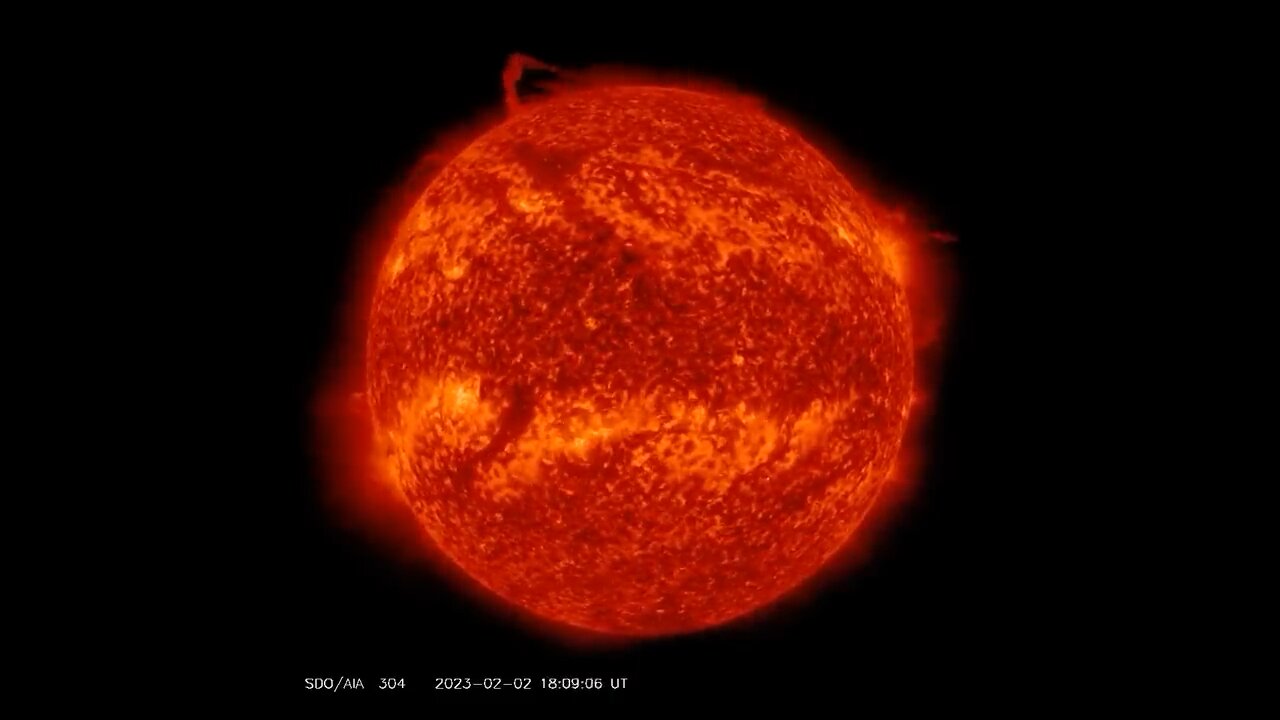 Nasa Reveals Something weird is happening to the Sun!