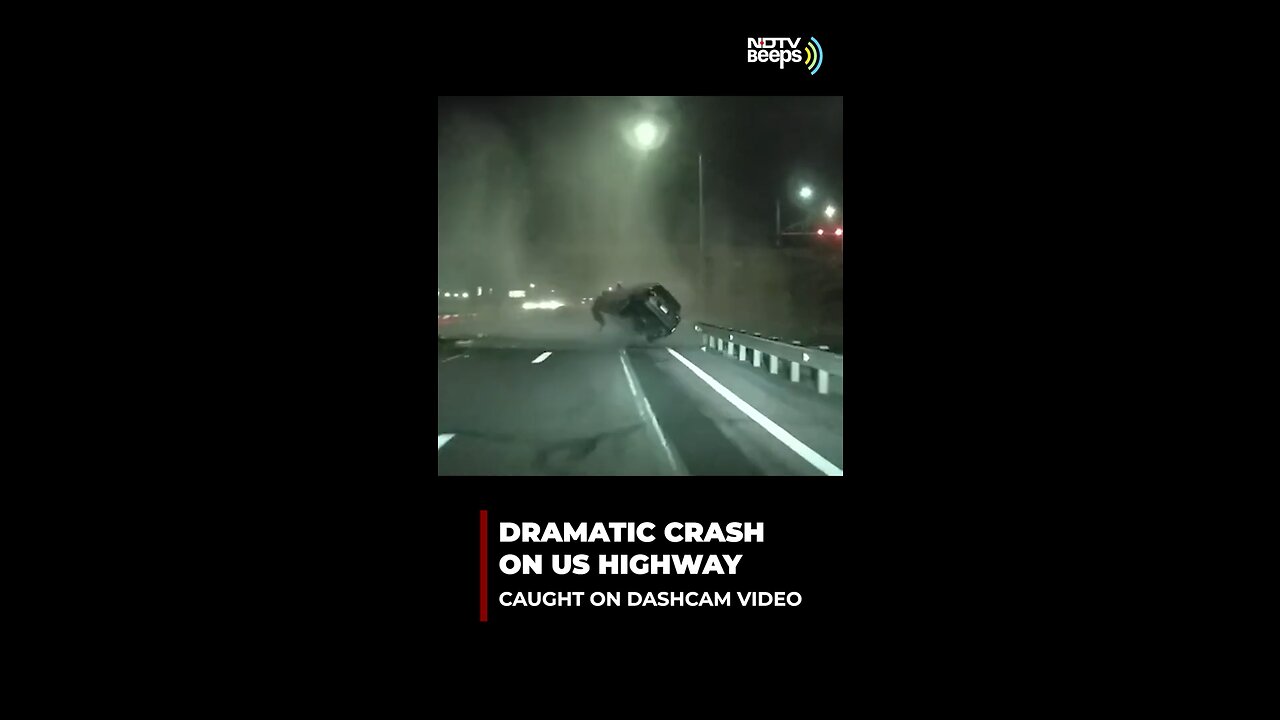 DRAMATIC CRASH ON US HIGHWAY CAUGHT ON DASHCAM VIDEO🤯