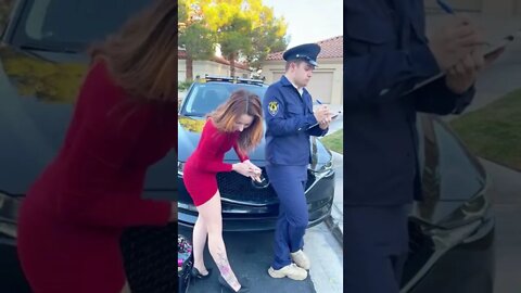 The cop gets a surprise from hot criminal…