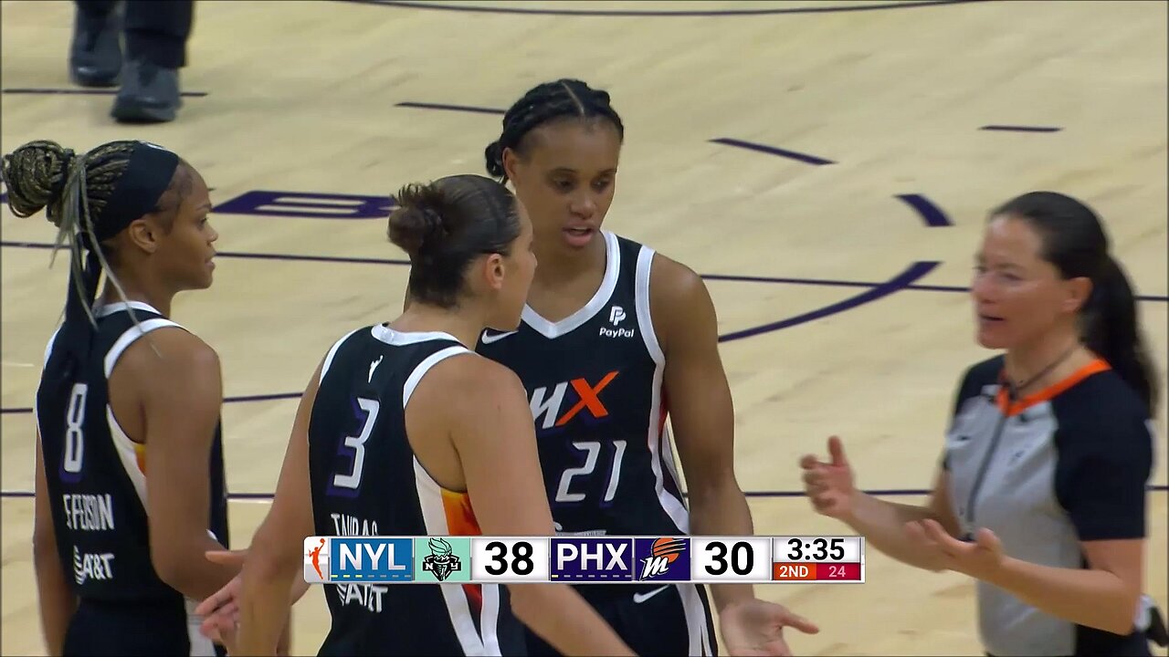 Taurasi HELD BACK From Ref After Technical For Reaction To No Call | Phoenix Mercury vs NY Liberty