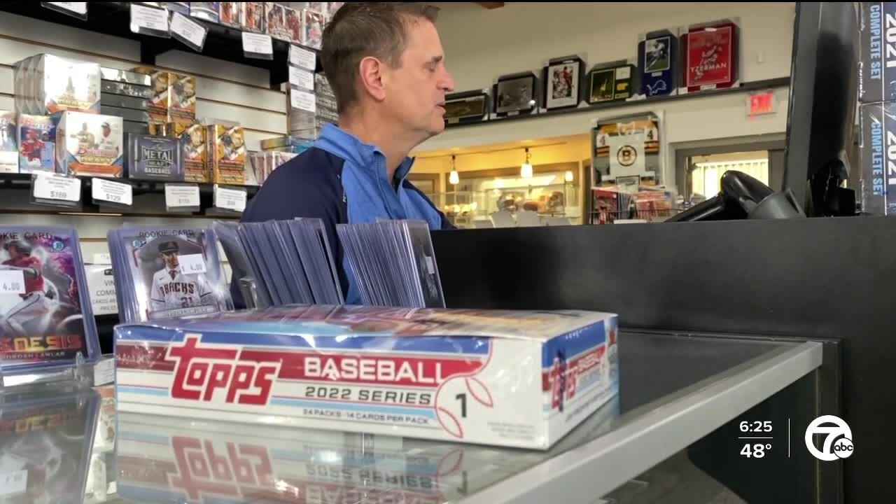 New 2022 Topps baseball cards give fans hope during MLB Lockout