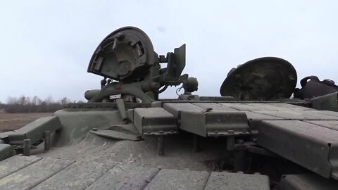 Russian Forces Seized T-64 Upgraded Tanks That Had Been Abandoned By Ukrainian Forces Near Chernigov
