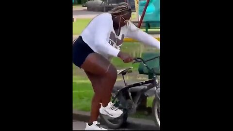 Bike Thieves Get Taught A Painful Lesson