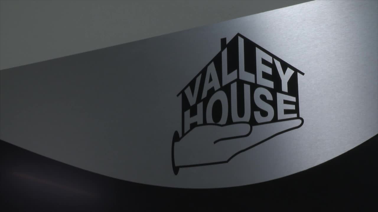 Valley House opens new facility