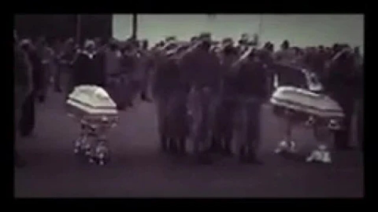 Homenaje a los marinos asesinados