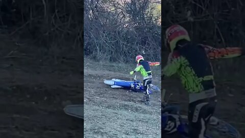 Rider Crash in the Mud gets back up and Rev On ✊👊💥 #motocross