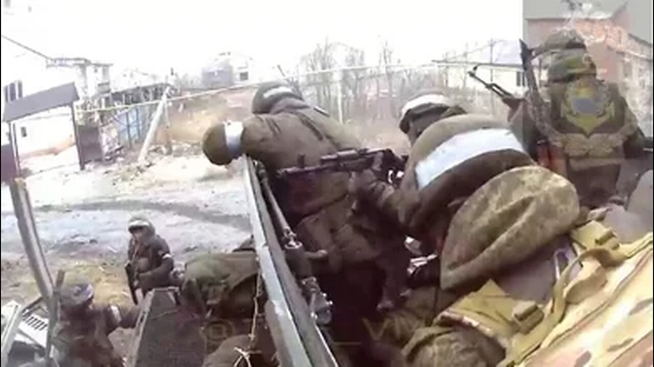 First-person footage of the assault on the AFU(Ukraine) in the area of dachas near Ugledar 2