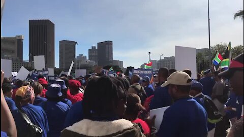 Opposition parties' march against Zuma presidency starts in Cape Town (HLX)