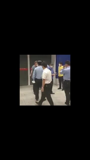 Shoppers Panic in China