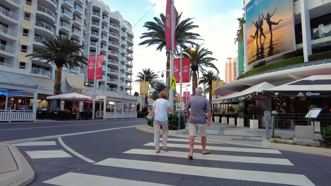 Gold Coast - Australia | Broadbeach Walk