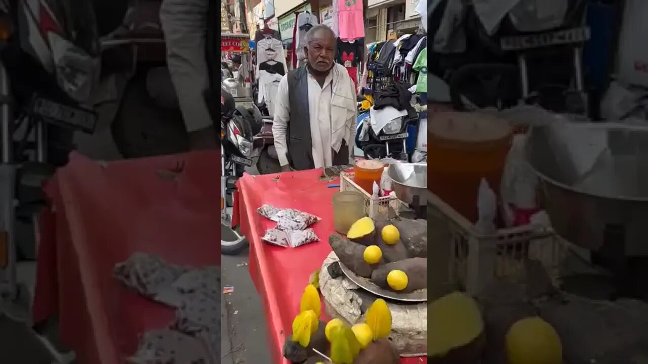 80 years old hardworking uncle selling shakargandi😍🔥#foodie #foodvlogger #foodvideos