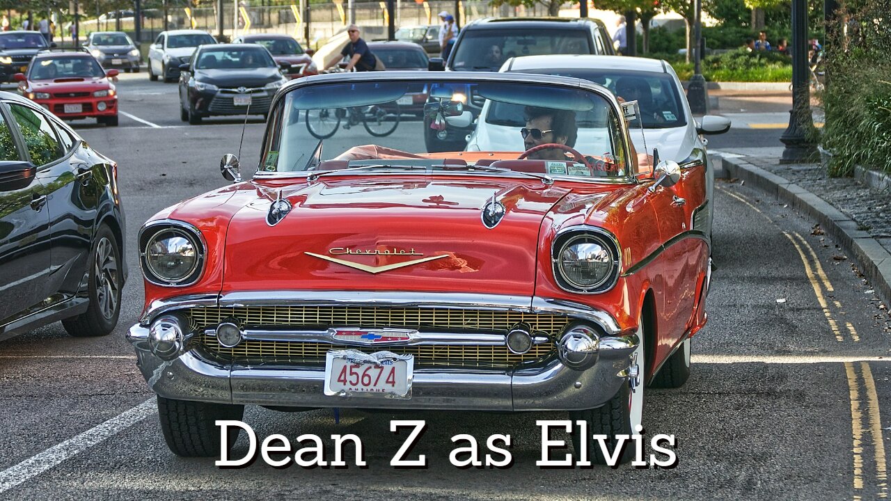 Peace in The Valley by Dean Z (The Ultimate Elvis) at Branson