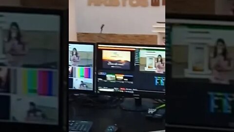 Soprano Laura Bretan Live