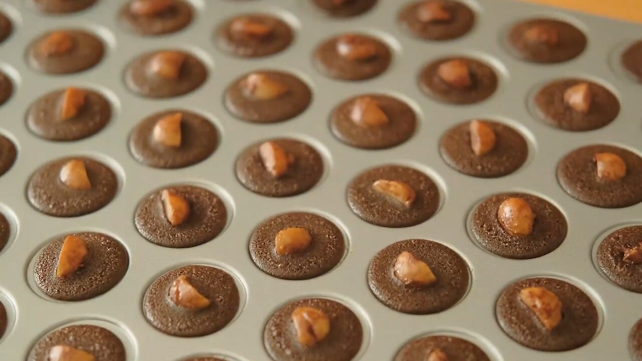 Homemade Macadamia nut & Chocolate Snack