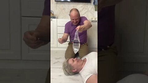 funny|prank|jokes|funny jokes|dad jokes|funny memes|funny video|fun|laughing|funny animal|knock