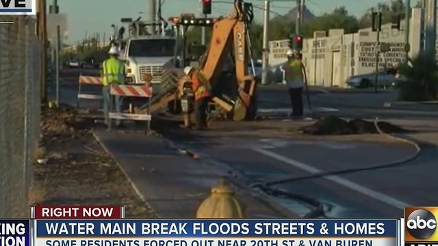 Phoenix water main break floods streets and homes