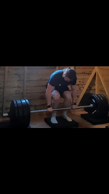 175 Kgs x 6 Deadlift.