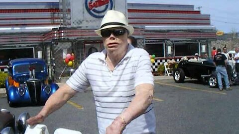 Paul's 59 Chevy in memorandum of the Providence Nightclub Fire.AVI