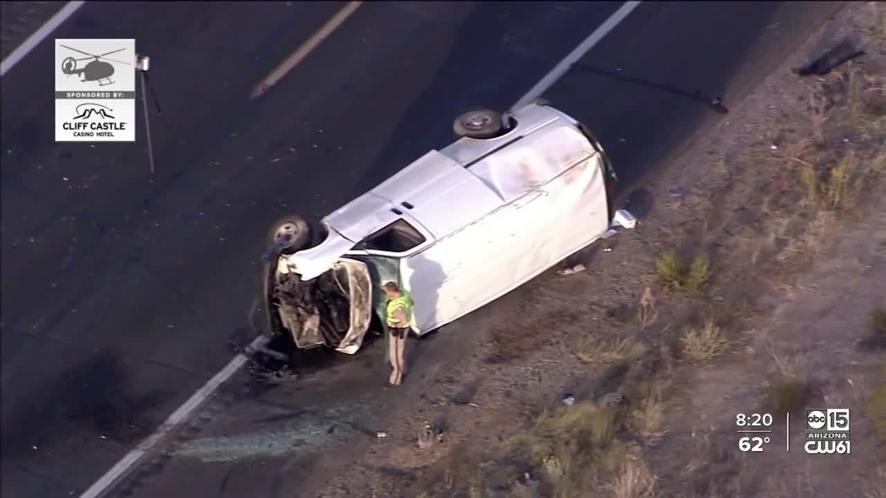 Deadly crash shuts down portion of US 93 near Wickenburg