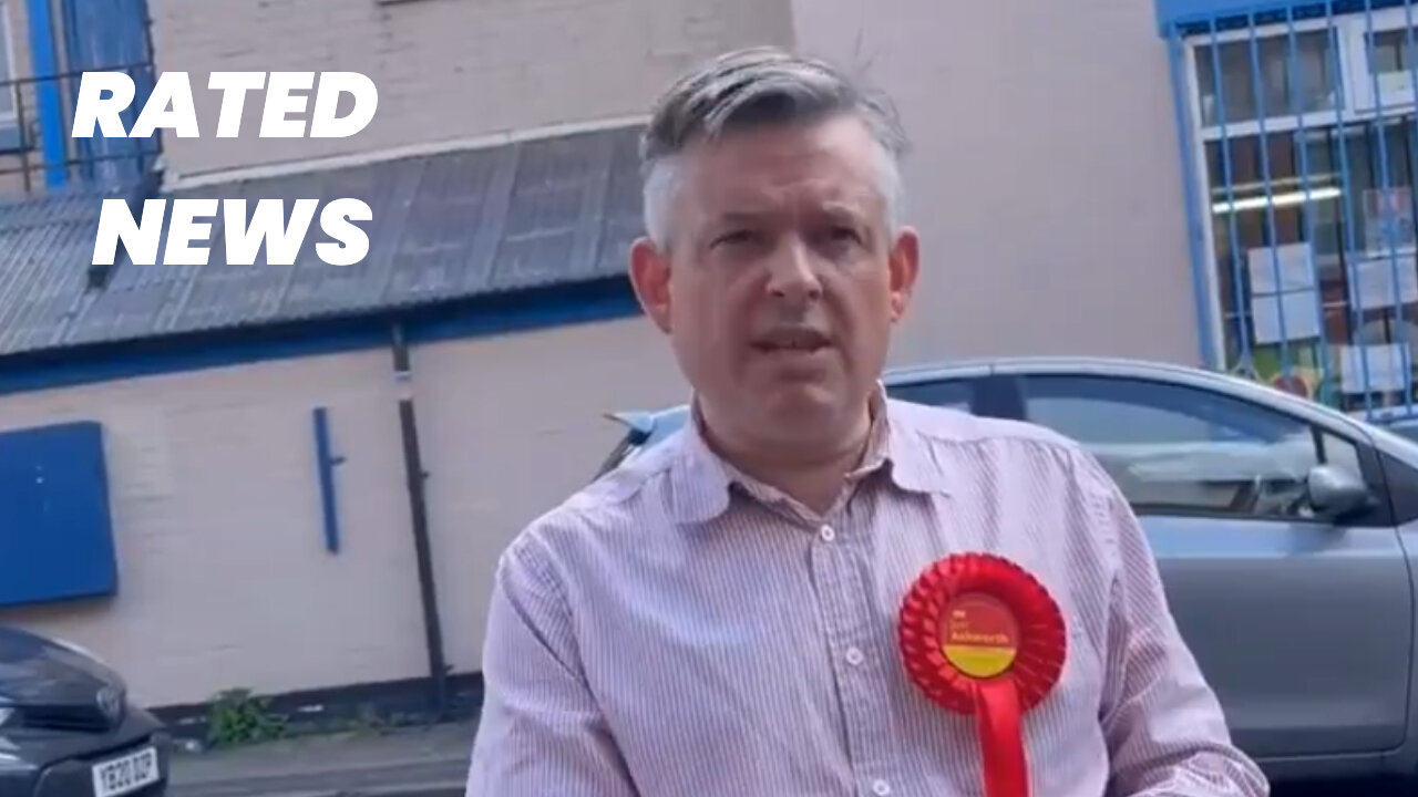 Woman Confronts MP Jon Ashworth Over Gaza Ceasefire Vote Abstention