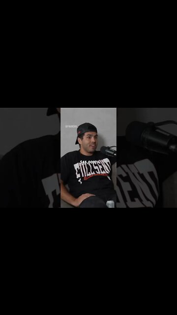 Elon Musk Lives In A $45,000 House 🤯