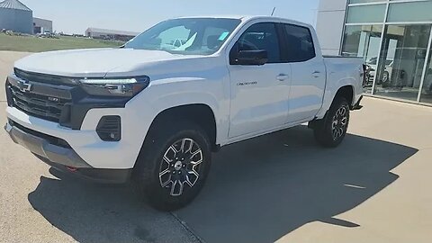2024 CHEVROLET COLORADO z71 #171145