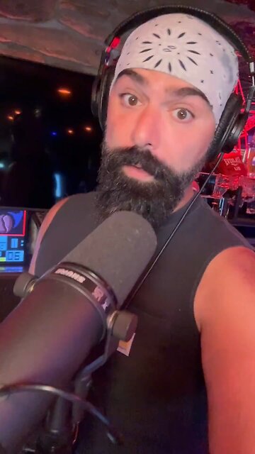 🚨 BREAKING: Streamer Neon Says Streaming is Harder Than a 9-5 Job