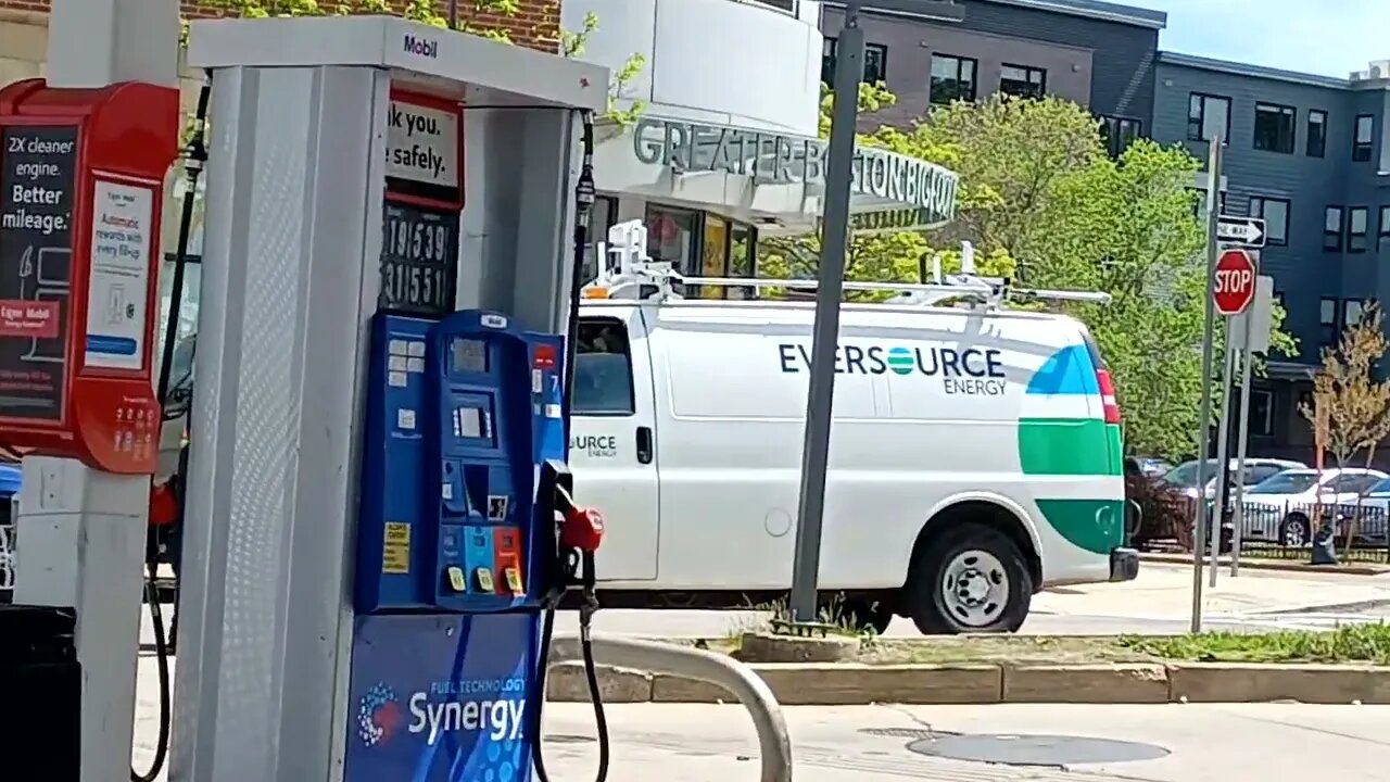 eversource doing repairs on Columbus Ave near the bus lane