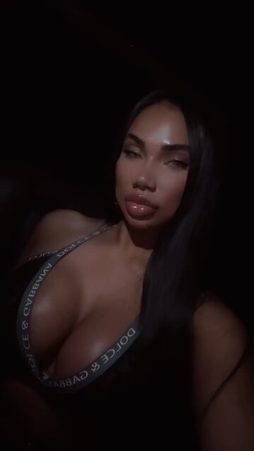 Dripped out in dolce & gabana 😛