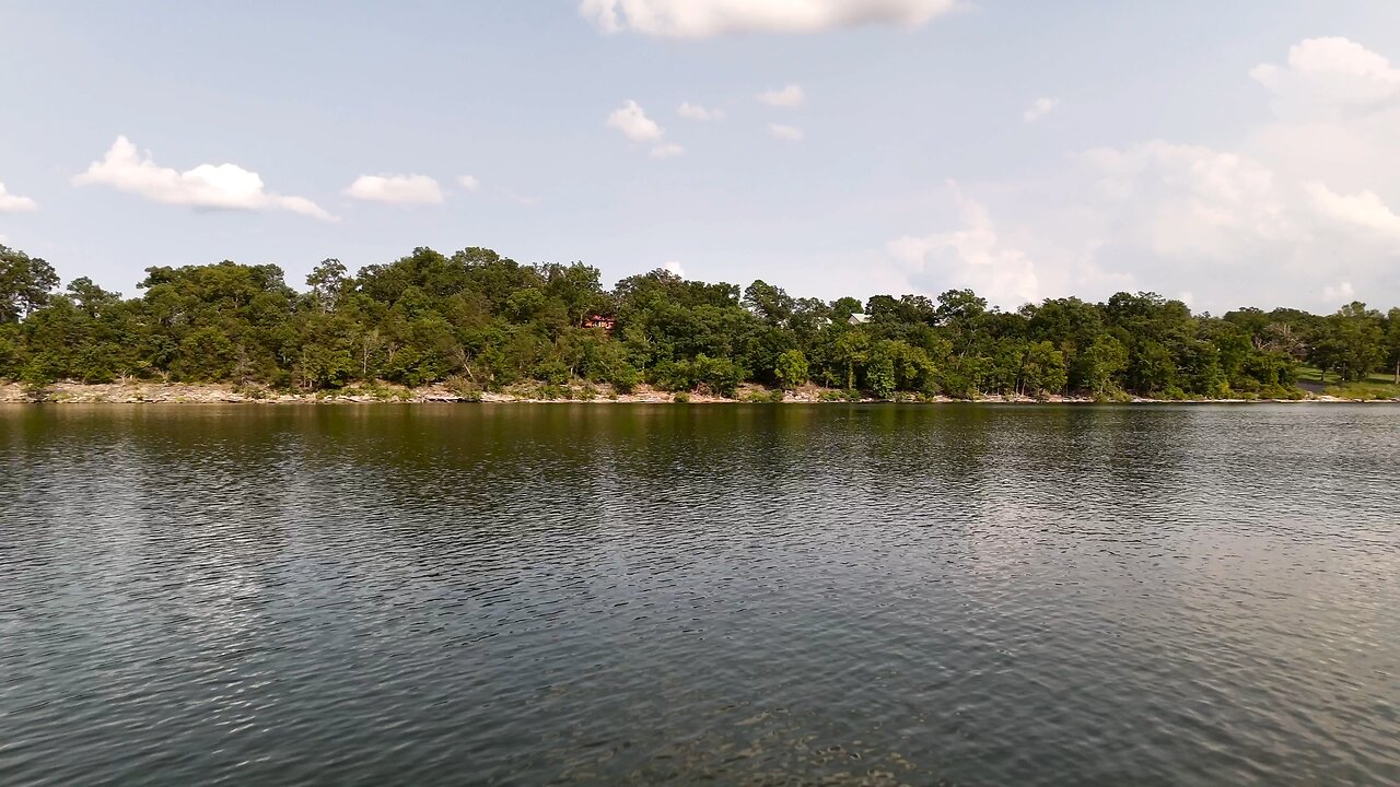 Arrow Point Golden, Missouri