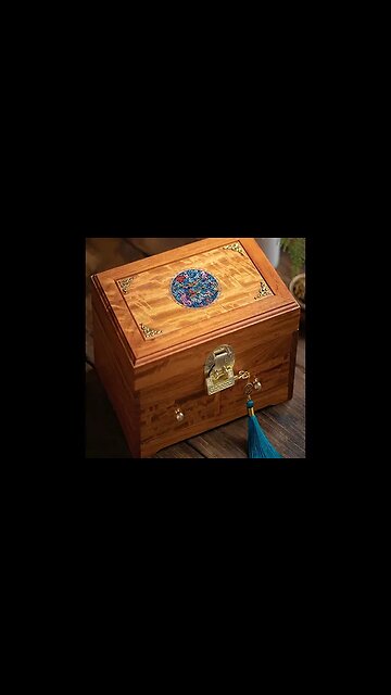 ANTIQUE HANDMADE ROSEWOOD JEWELRY STORAGE BOX
