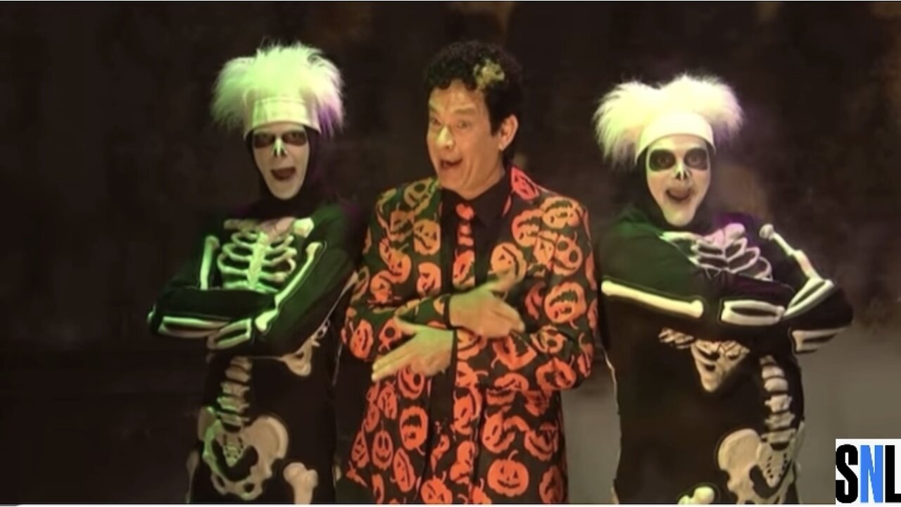 Haunted Elevator (ft. David S. Pumpkins) (Aired 10/23/16)