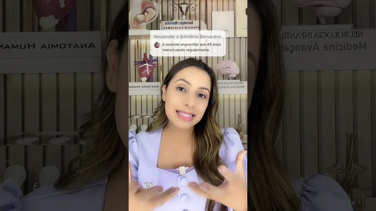 É possível engravidar aos 49 anos menstruando regularmente?