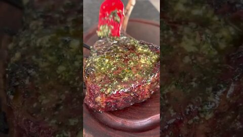 Smoked tomahawk steak