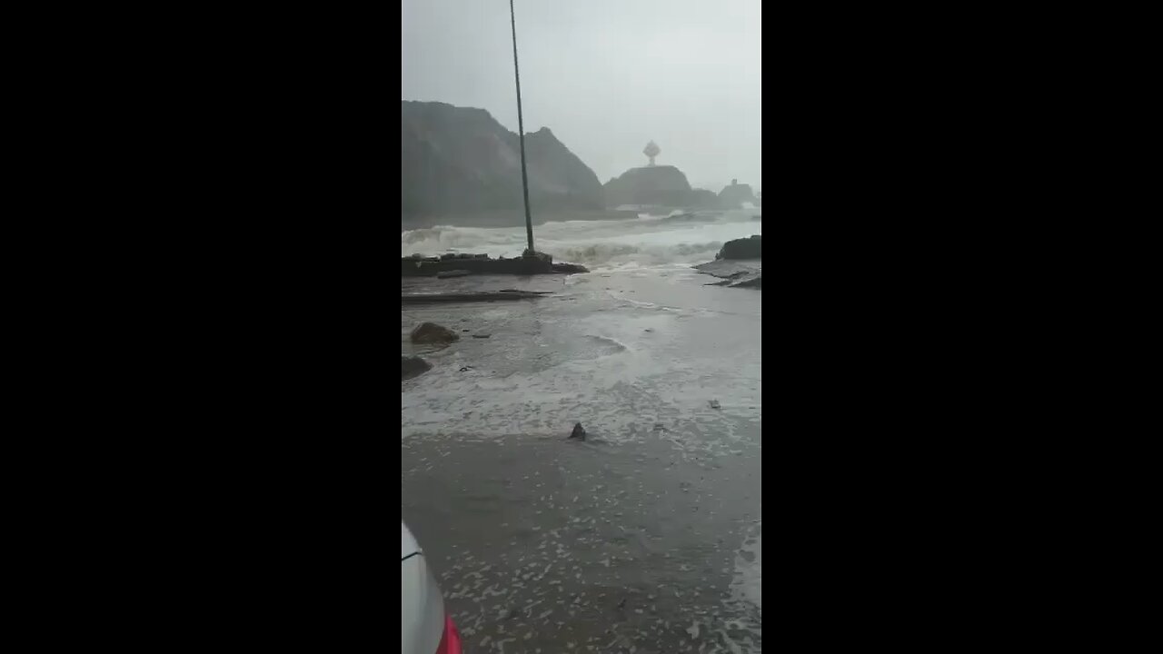 Heavy rain ! Oman muscat