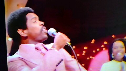 Gladys Knight & The Pips 1974 Heavy Makes You Happy Live