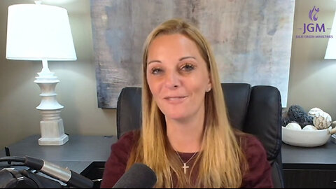 Prophet Julie Green - The Establishment Is About to Tear Itself Apart - Captions