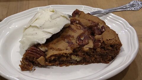 Pecan Praline Deep Dish Skillet Cookie Recipe