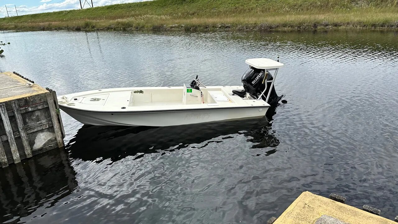 HOW TO REPAIR FIBERGLASS HOLES ON A BOAT | 1993 PRO SPORT