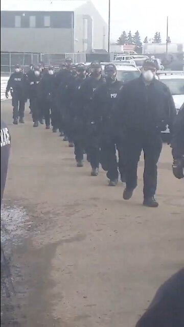 INSANE: Hundreds of Cops Surround Church in Canada to Stop People Entering Building and Defend Wall