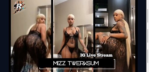 Mizz Twerksum Twerking in lingerie