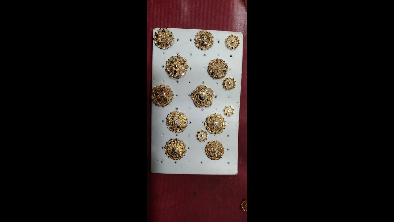 Gold noise pin
