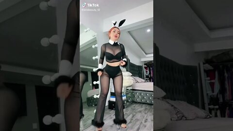 Sexy bunny🎂🥵 #latina #halloween #bunnygirl #cosplay #shorts #tiktok #trendingshorts