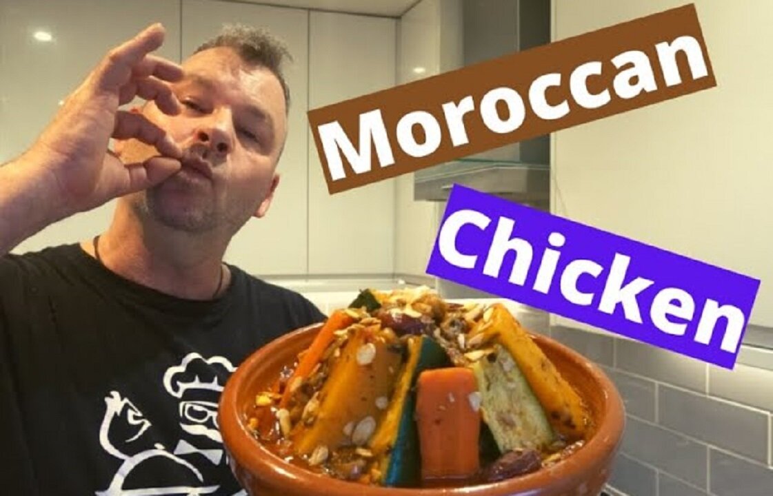 How to make moist Moroccan chicken couscous #chefstravels #passiveaffiliate #cooking