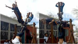 Bambini sfidano la gravità praticando una danza tradizionale